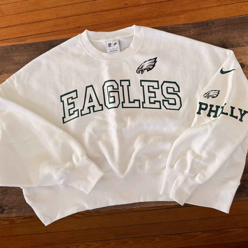 Philadelphia Eagles Nike Women’s Oversized Rewind Pullover Sweatshirt – White